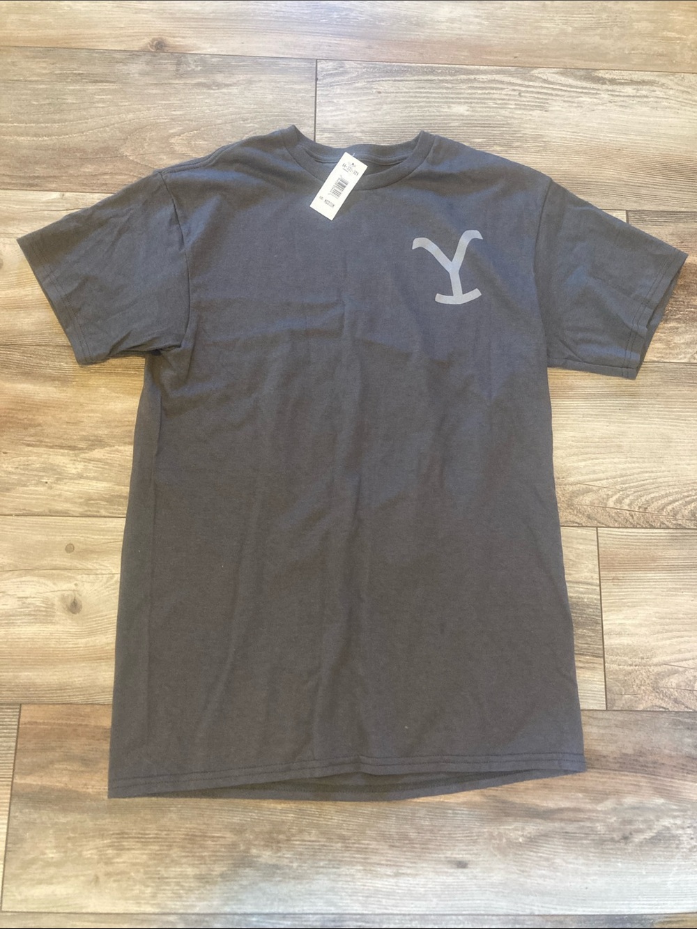 Yellowstone Dutton Ranch Skull Men’s M Gray Shortsleeve Tshirt